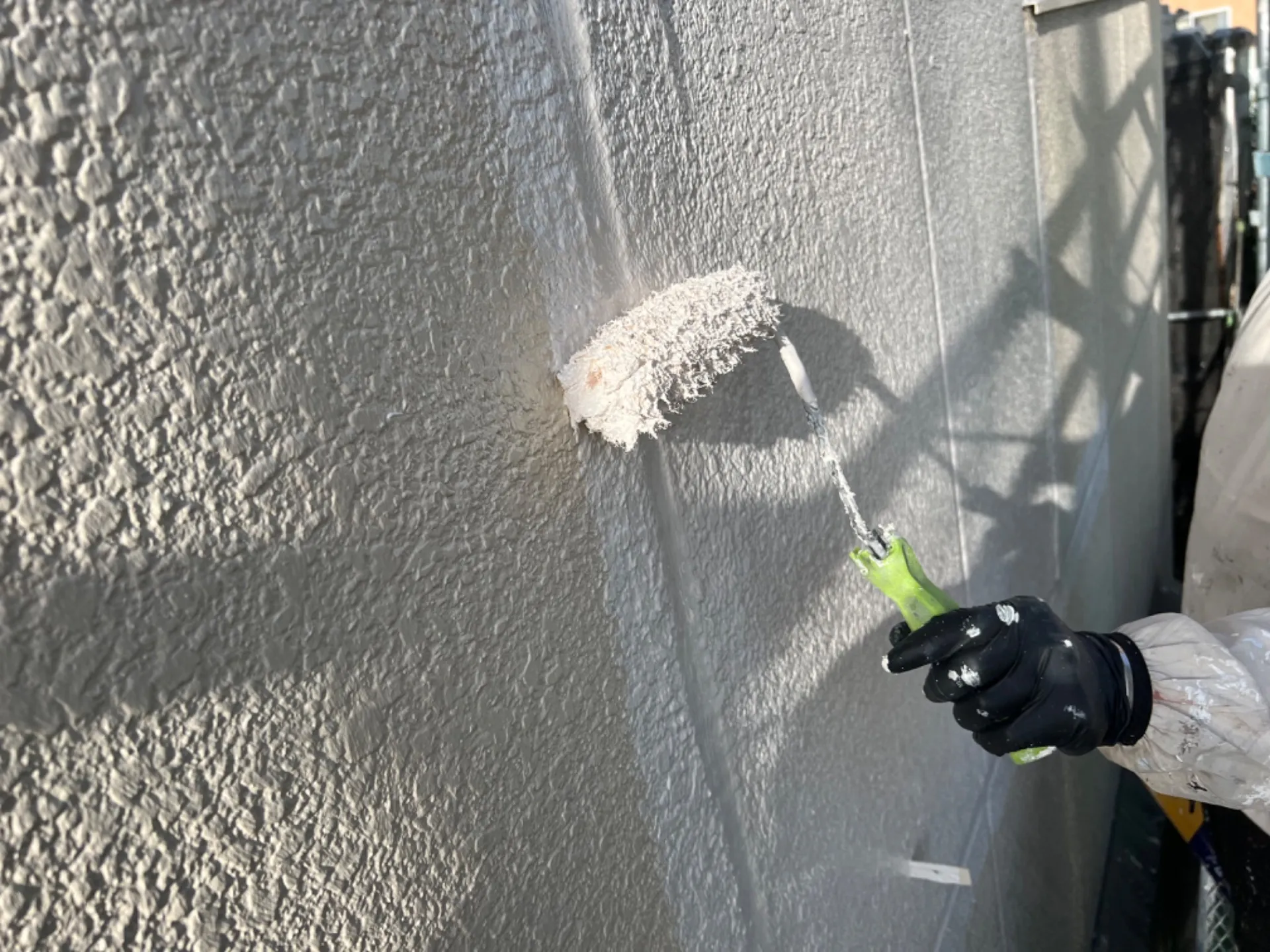  【外壁塗装】上塗り　3回塗り